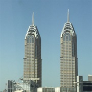 Al Kazim Towers, Dubai