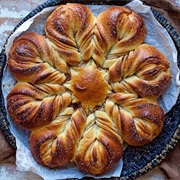 Cinnamon Star Bread