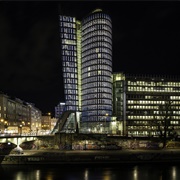 UNIQA Tower