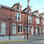Houses at 838-862 Brightridge Street