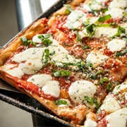 Bruno's Restaurant & Pizza