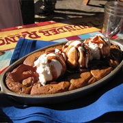 Cookie Bakes at Big Thunder Ranch Barbecue