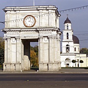 Triumphal Arch/Cathedral, Chisinau, Moldova
