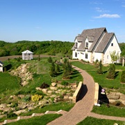 Cottage Winery & Vineyard, Menomonie, Wisconsin