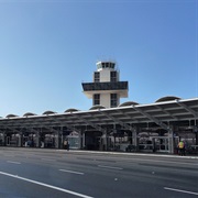 Metropolitan Oakland International Airport