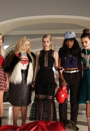 Lea Michele, Emma Roberts, Abigail Breslin, Keke Palmer, & Billie Lourd in Scream Queens (2015)