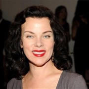 Debi Mazar