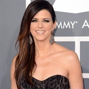 Karen Fairchild (Little Big Town)