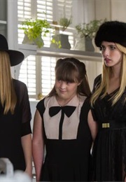 Emma Roberts, Taissa Farmiga & Jamie Brewer in American Horror Story (2011)
