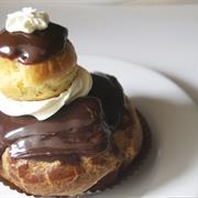 Chocolate Religieuse