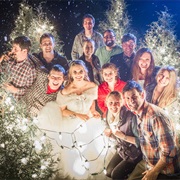 Do a Christmas Photoshoot With Your Friends