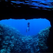 Mariner's Cave, Tonga