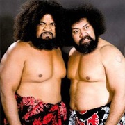 The Wild Samoans (Afa & Sika) '07