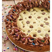 CHOCOLATE CHIP COOKIE CAKE
