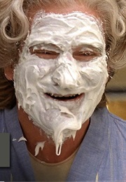 A Wasted Cake- Mrs Doubtfire (1993)