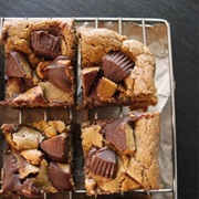 Peanut Butter Cup Blondies