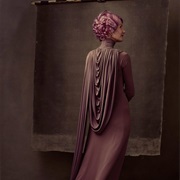 Amilyn Holdo
