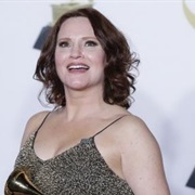 Jennifer Laura Thompson