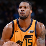 Derrick Favors
