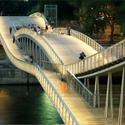 Passerelle Simone-De-Beauvoir, Paris
