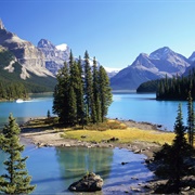 Maligne Lake, Jasper National Park, Alberta