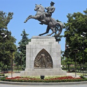 Statue of Honor