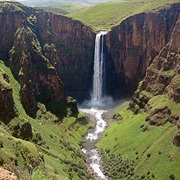 Olo'upena Falls, Hawaii