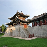 Pungnammun Gate