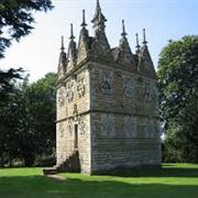 Rushton Triangular Lodge