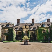 Hay-On-Wye Festival and Llangoed Hall