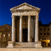 Temple of Augustus, Pula