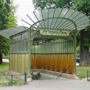 Une Entrée Du Métropolitain
