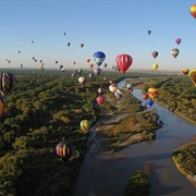 Enjoy the Scenery From a Hot Air Balloon