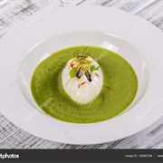 Poached Egg in Green Sauce