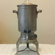 Filtered Coffee in the Home (1912)