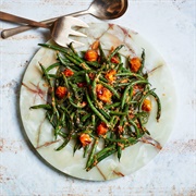 Blistered Green Beans With Tomato Pesto Sauce