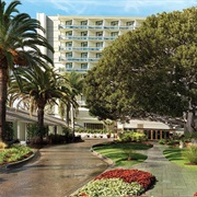 Fairmont Miramar Hotel & Bungalos (Santa Monica, California, USA)
