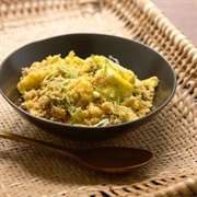 Toasted Manioc Flour With Eggs and Scallions (Farofa De Ovo E Cebolinha)