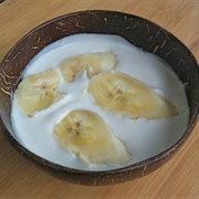 Kluai Buat Chi (Banana in Coconut Milk)