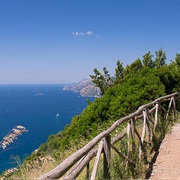 Il Sientiero Delgi Del, Italy