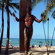 Duke Kahanamoku Statue