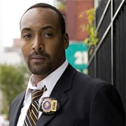 Jesse L Martin