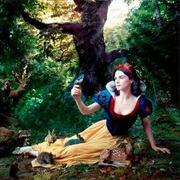 Snow White as Rachel Weisz