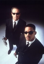 Tommy Lee Jones and Will Smith in Men in Black (1997)