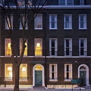 Charkes Dickens Museum