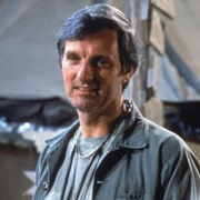Capt. Benjamin Franklin 'Hawkeye' Pierce (Alan Alda)