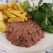 Steak Tartare Met Frietjes