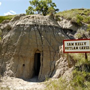 Sam Kelly Outlaw Cave, Canada