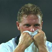 Paul Gascoigne Cries
