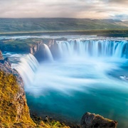 Country With the Most Natural Wonders Iceland 🇮🇸